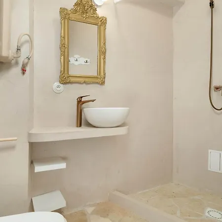 Apartmán Spacious And Bright With Balcony Near Mtp By Renters Poznaň