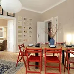 Spacious And Bright With Balcony Near Mtp By Renters Poznan