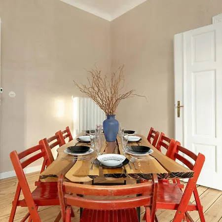 Apartment Spacious And Bright With Balcony Near Mtp By Renters